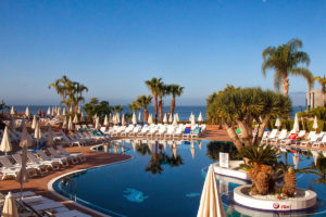 Piscine 2 Canaries